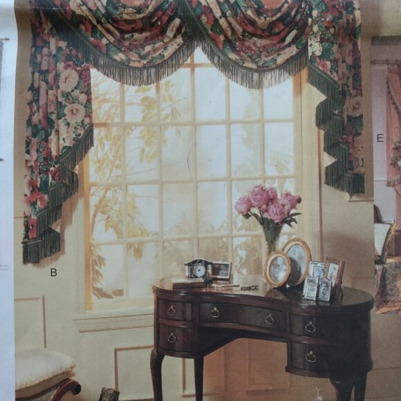 Vintage Vogue 2670 Curtains Sewing Pattern Swags Jabots UNCUT - Picture 7 of 16